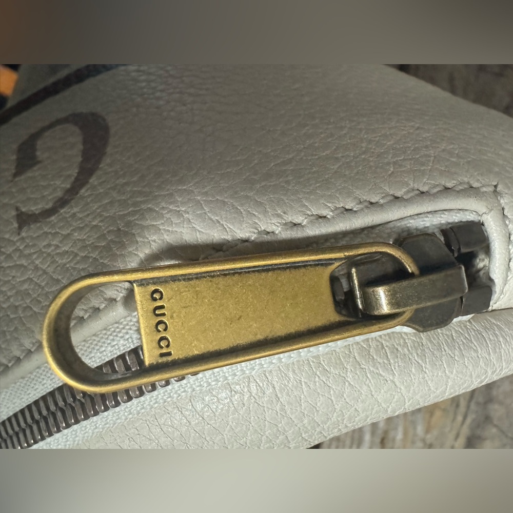 Gucci leather chest/waist/bum bag white - Picture 7 of 12